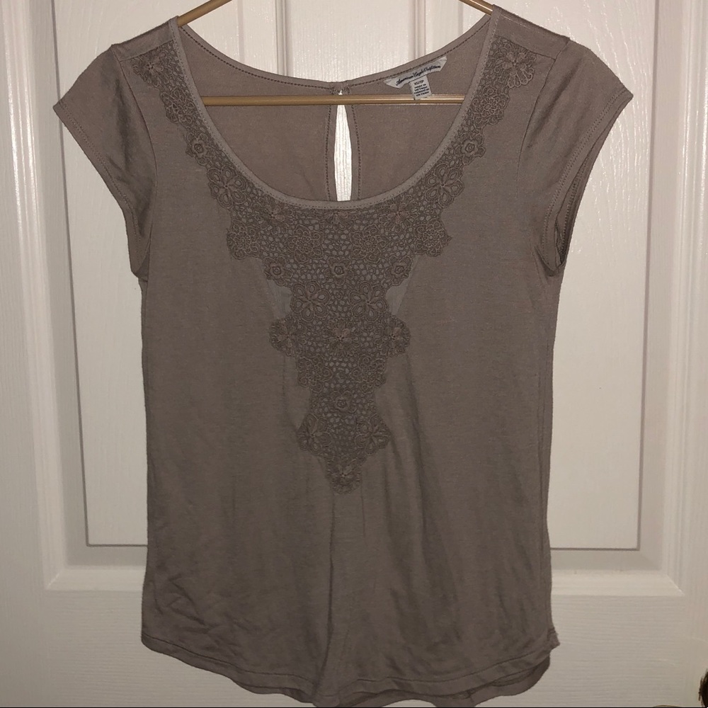American Eagle shirt with detail on the front